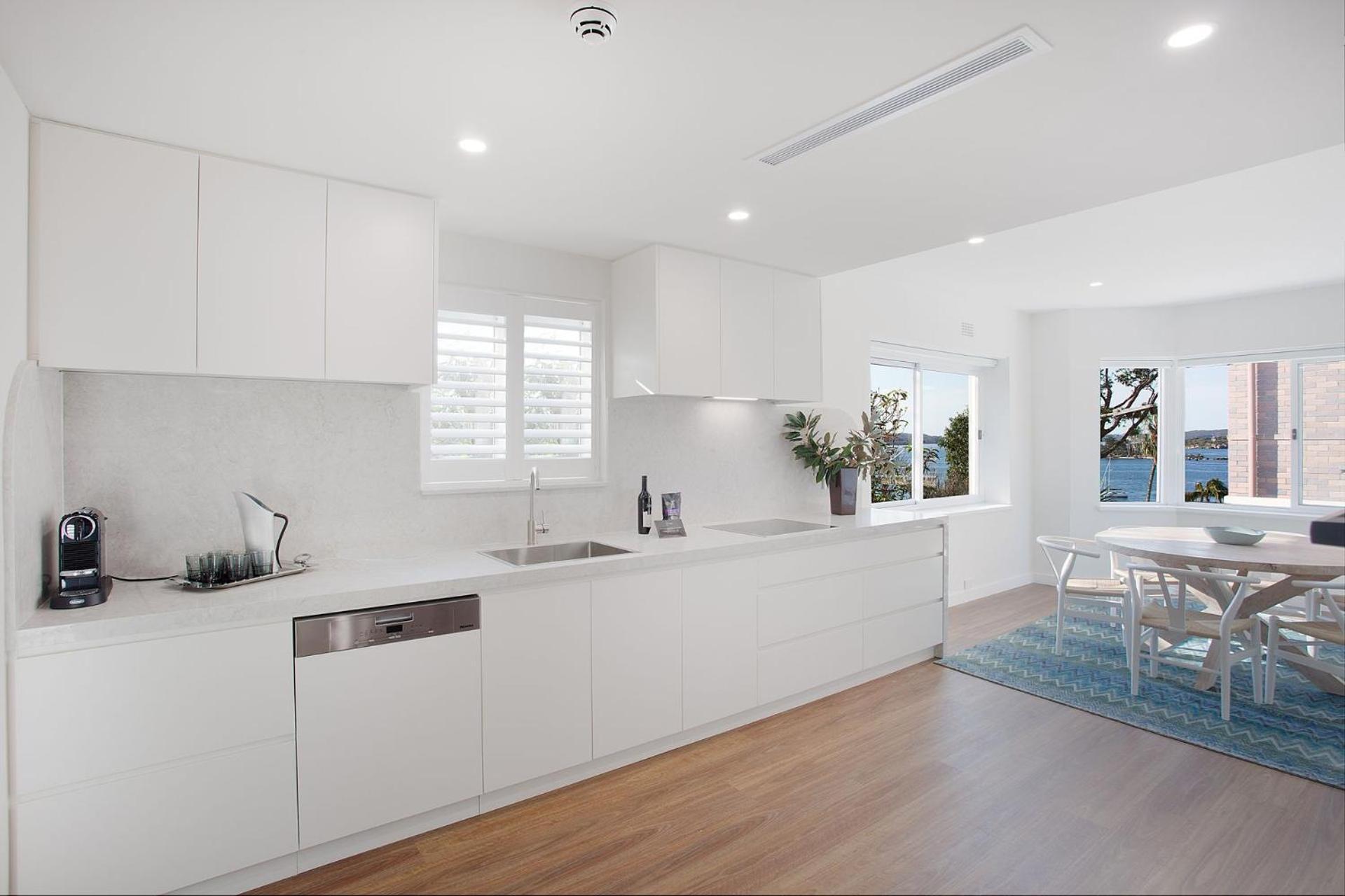 Dazzling Diamond, Point Piper Isyd